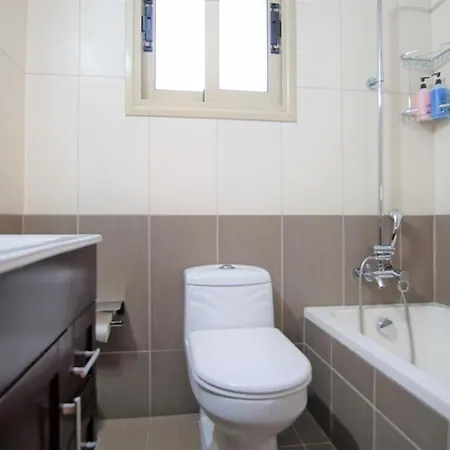Oracle C-104 2 Bedroom Apartment Paphos