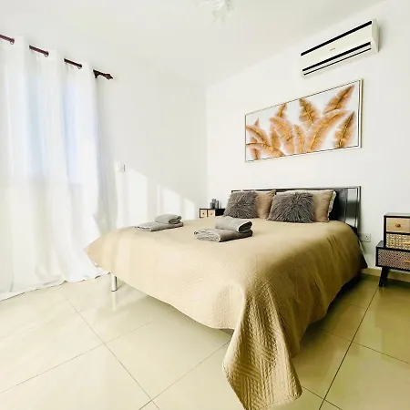 Oracle C-104 2 Bedroom * Paphos